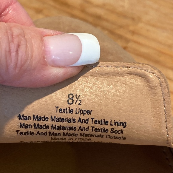 🎉 NEW‼️ LIGHT AND COMFY RILEY ESPADRILLES ‼️ - Picture 11 of 16